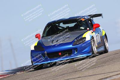 media/Oct-26-2025-CalClub SCCA (Sun) [[8ce1e69566]]/Group 2/Grapevine/